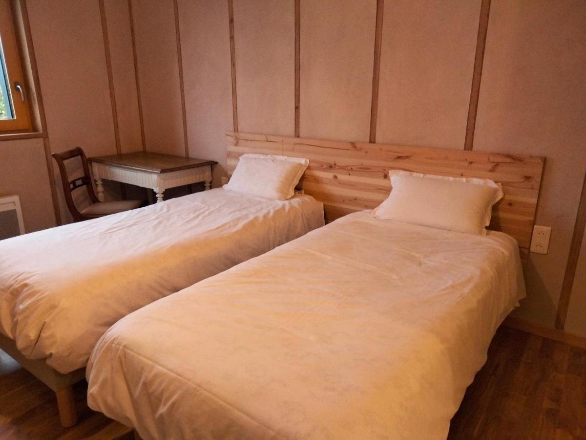 A La Belle Etoile Hotel Mellionnec ภายนอก รูปภาพ